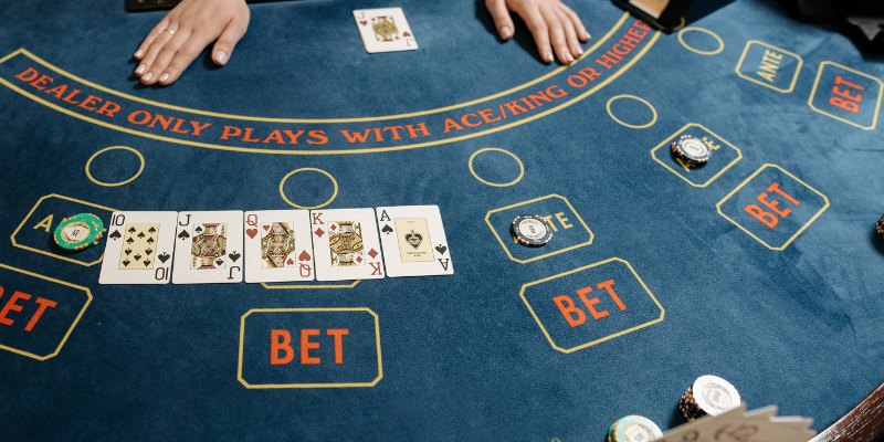 Bí kíp cá cược thông minh từ cao thủ Baccarat chuyên nghiệp